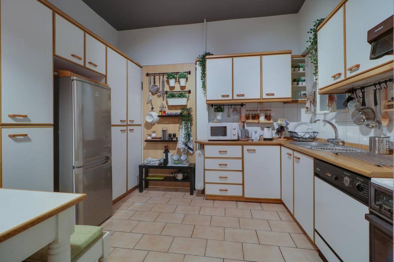 Victoria 5Star / 5Br Bigapt / Sauna / 2Min To Metro Атина Екстериор снимка