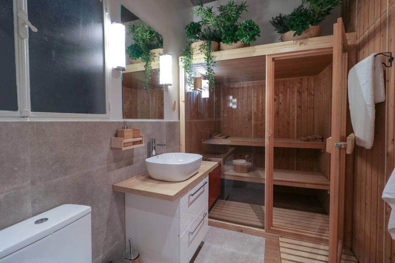 Victoria 5Star / 5Br Bigapt / Sauna / 2Min To Metro Атина Екстериор снимка