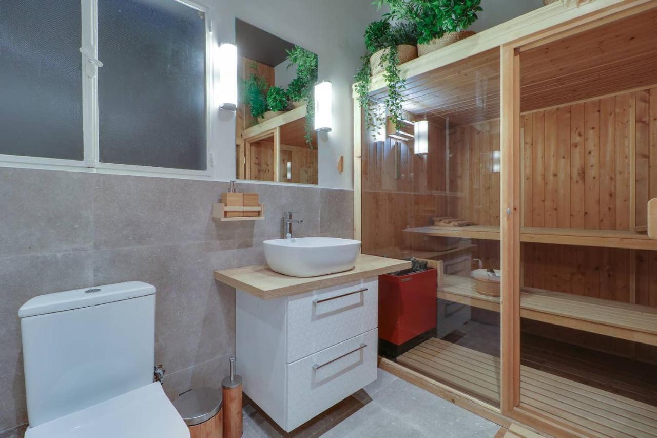 Victoria 5Star / 5Br Bigapt / Sauna / 2Min To Metro Атина Екстериор снимка